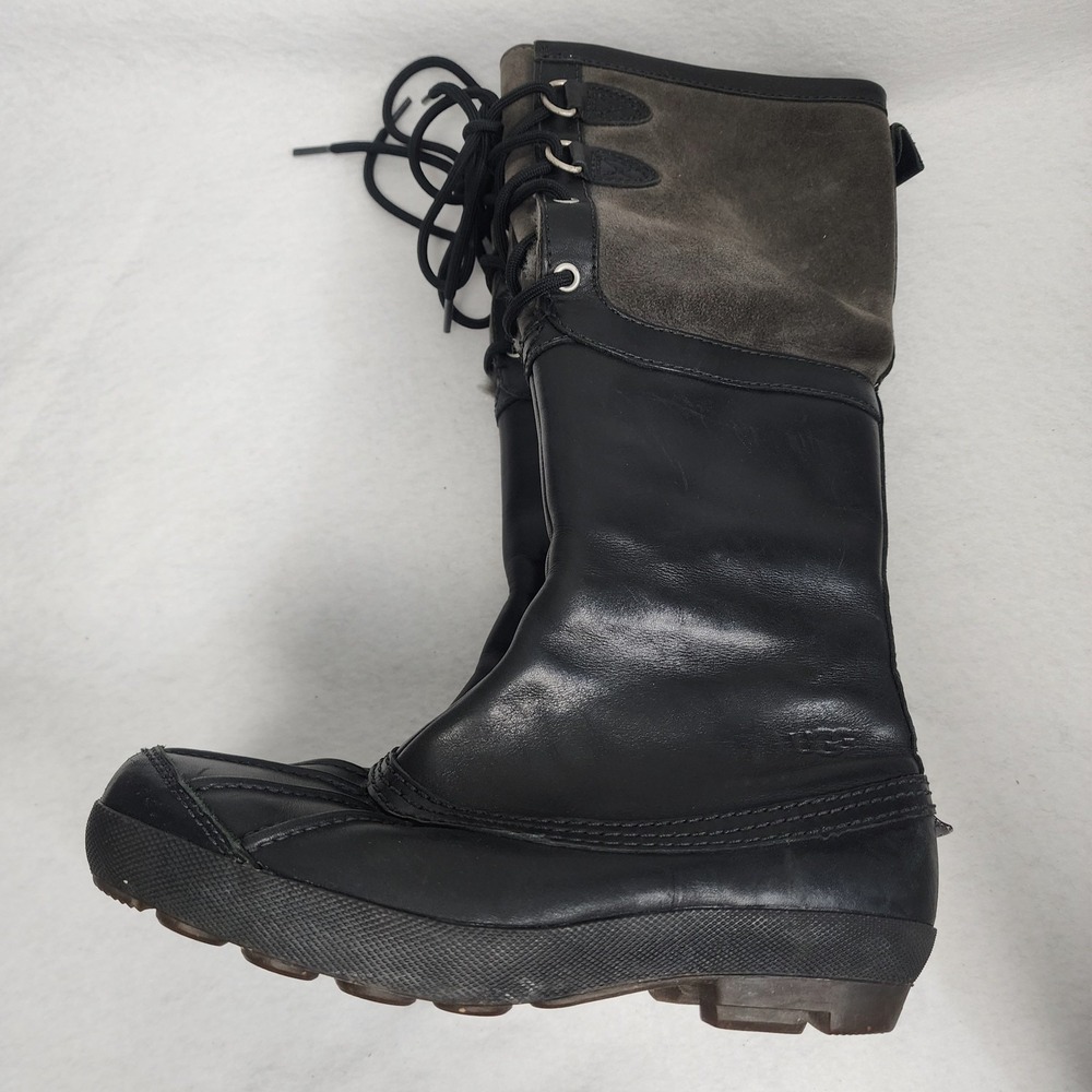 UGG Belcloud 3228 Womens 6.5 Black Leather Sheepskin Lined Waterproof Duck Boots